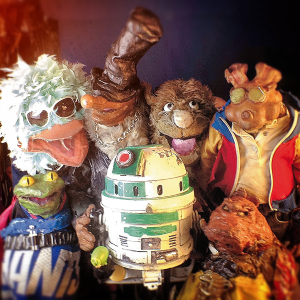 Puppetmastaz